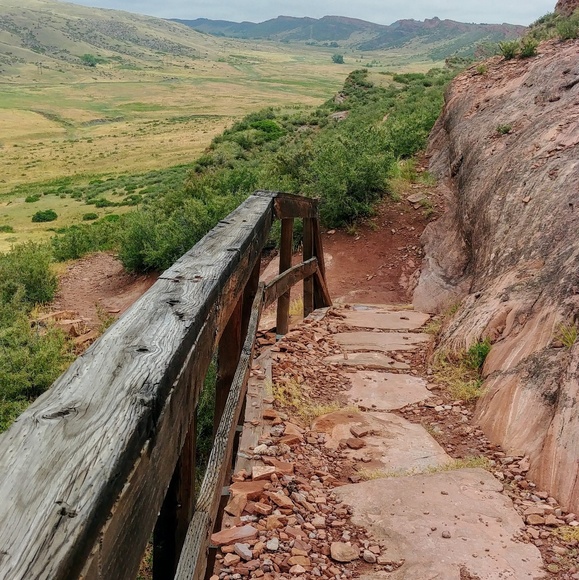 Meet your Posher, Lisa - Picture 2 of 3